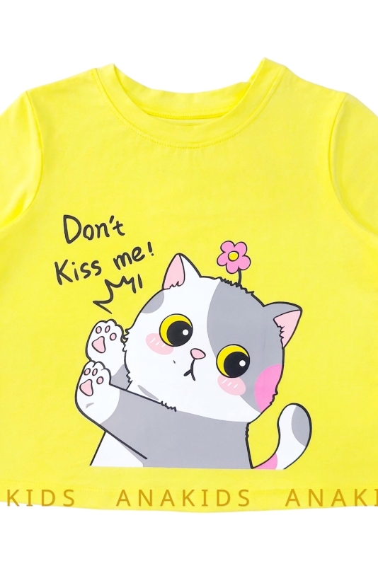 Áo Thun Lửng Don't Kiss Me! 